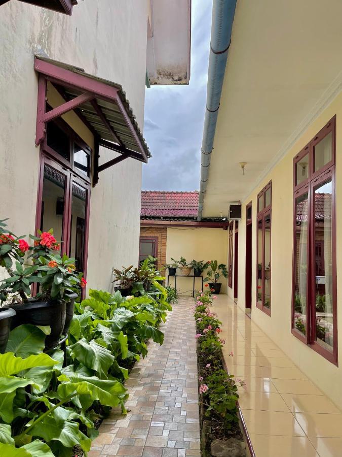 בראסטגי Sapo Karo Rest House מראה חיצוני תמונה