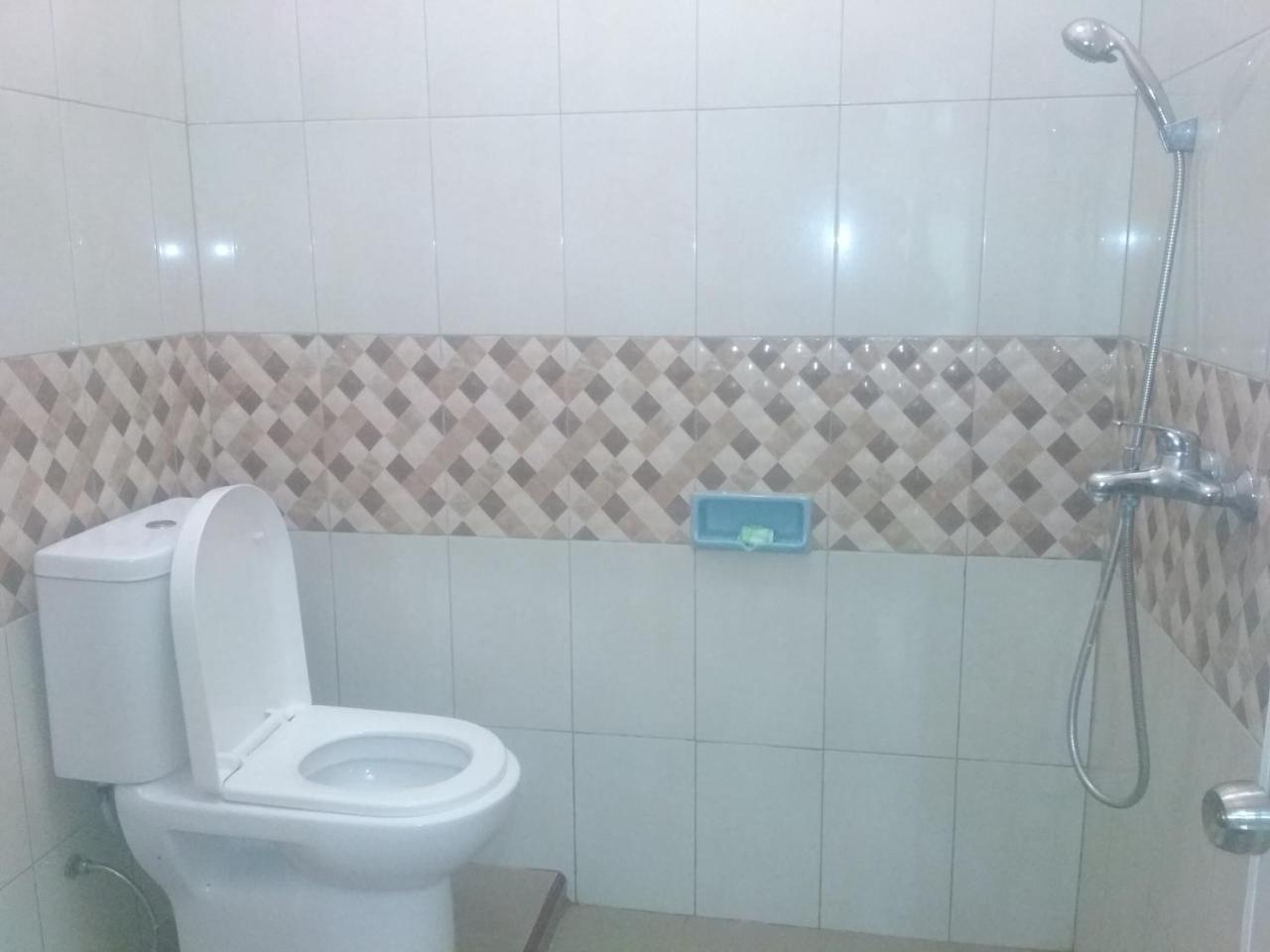 בראסטגי Sapo Karo Rest House מראה חיצוני תמונה
